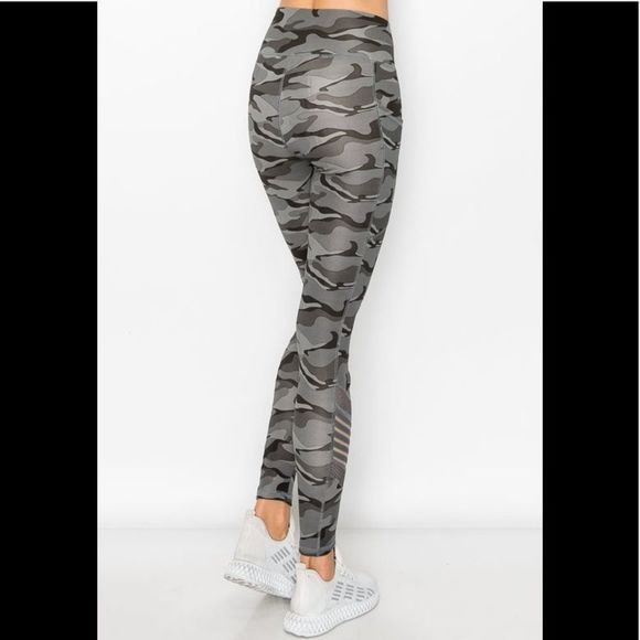 Mesh Detail Pocket Legging - Picture 3 of 5